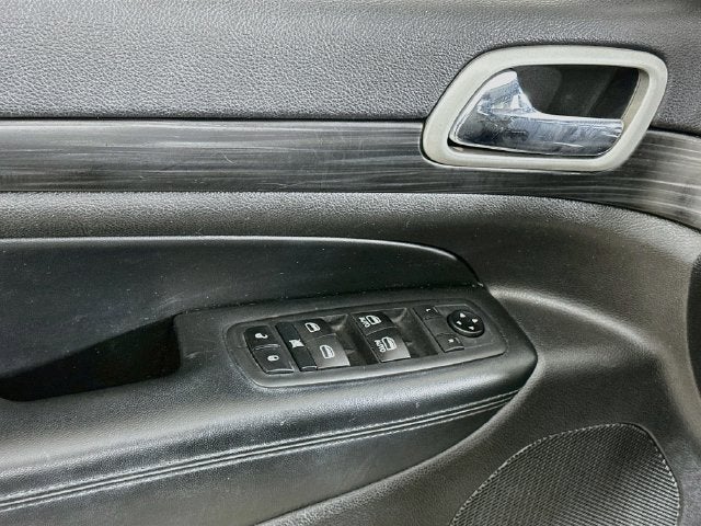Used 2020 Jeep Grand Cherokee Altitude photo 10