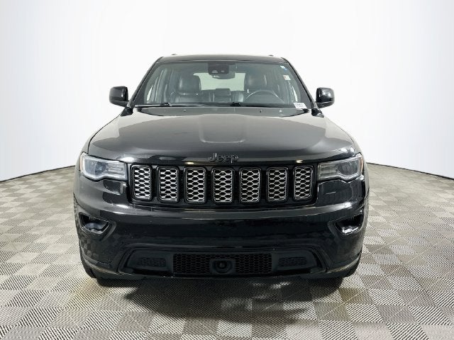 Used 2020 Jeep Grand Cherokee Altitude photo 8