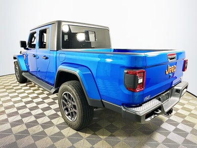 2022 Jeep Gladiator Overland