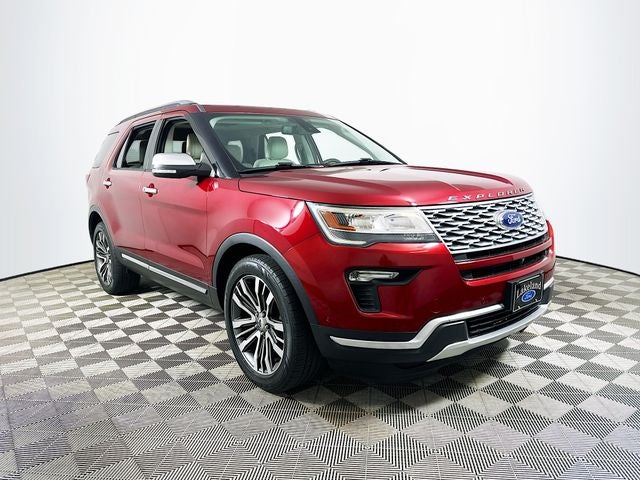 2019 Ford Explorer Platinum 4WD's photo