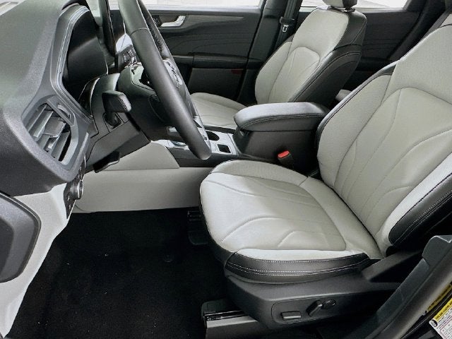 2025 Ford Escape Plug-In Hybrid Base
