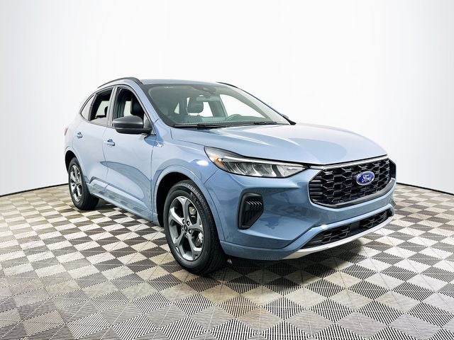 2024 Ford Escape ST-Line FWD's photo