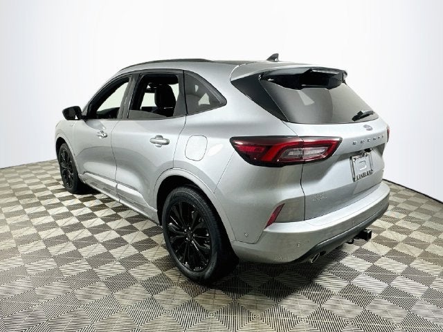 2023 Ford Escape ST-Line Elite