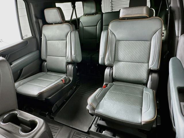 2025 GMC Yukon XL AT4