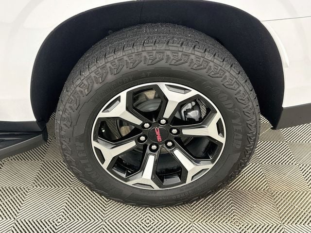 2025 GMC Yukon XL AT4
