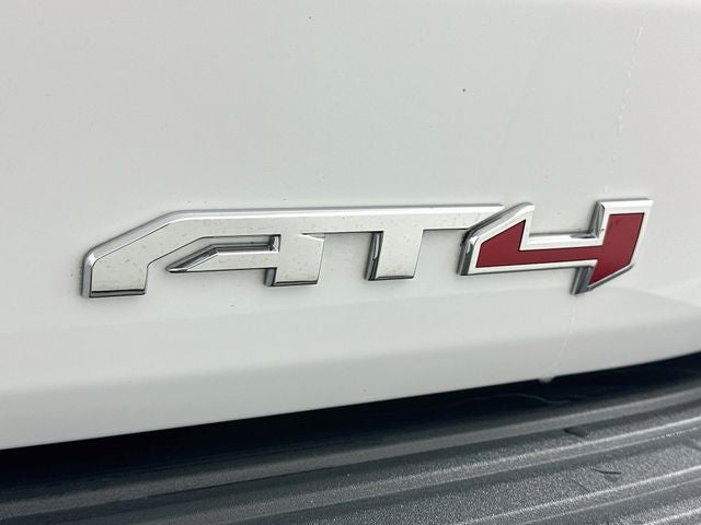 2025 GMC Yukon XL AT4