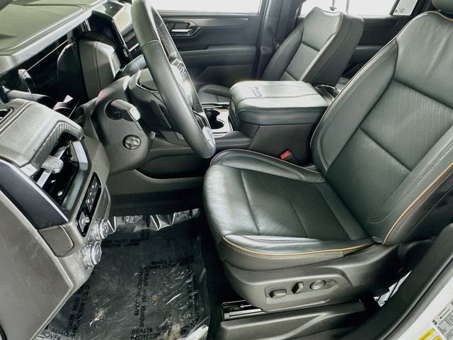 2025 GMC Yukon XL AT4