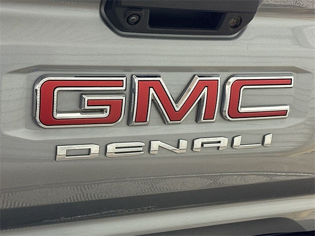 2023 GMC Canyon Denali