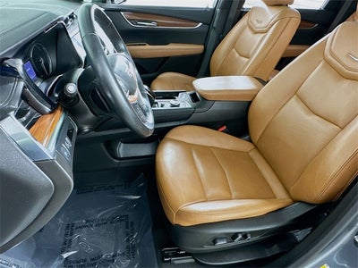 2022 Cadillac XT5 Premium Luxury