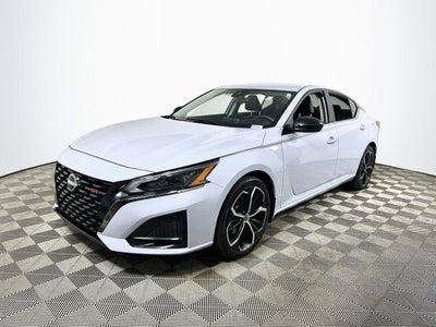 2025 Nissan Altima 2.5 SR