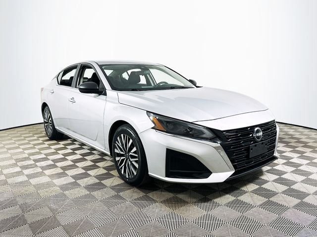 2024 Nissan Altima SV