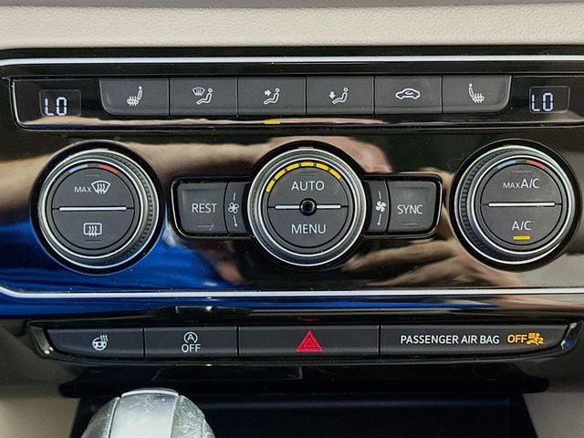 2019 Volkswagen Atlas 3.6L V6 SEL R-Line R-Line