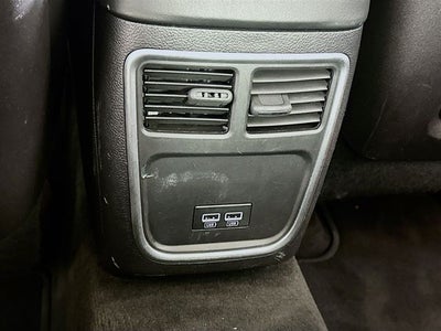 2016 Chrysler 300 Limited