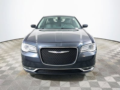 2016 Chrysler 300 Limited
