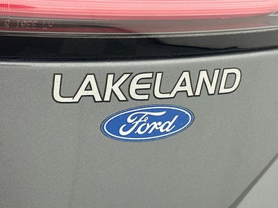 2022 Ford Edge SE