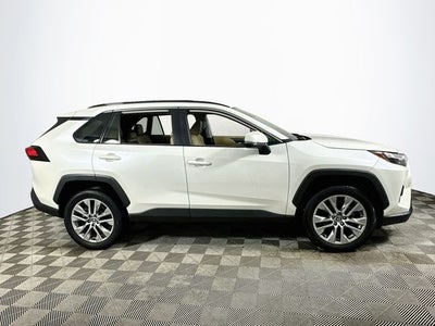 2022 Toyota RAV4 XLE Premium
