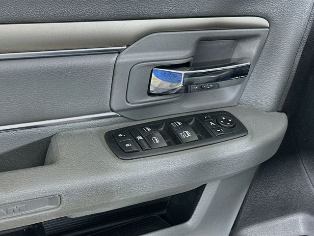 2020 RAM 1500 Classic SLT