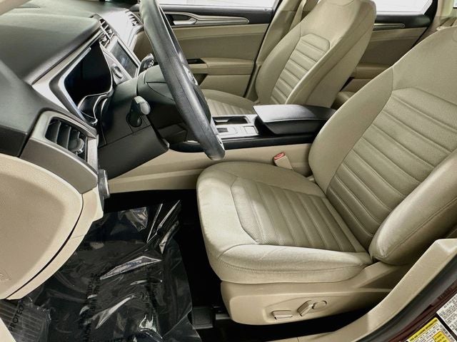 2017 Ford Fusion Hybrid SE