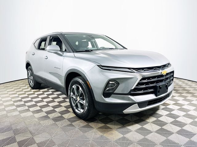 2025 Chevrolet Blazer 2.0T 2LT FWD's photo