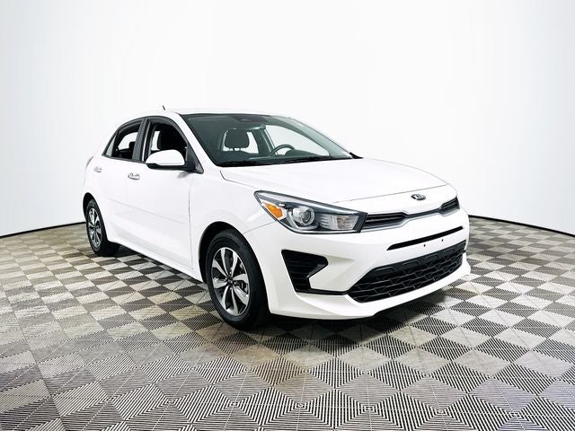 2021 Kia Rio S iVT's photo