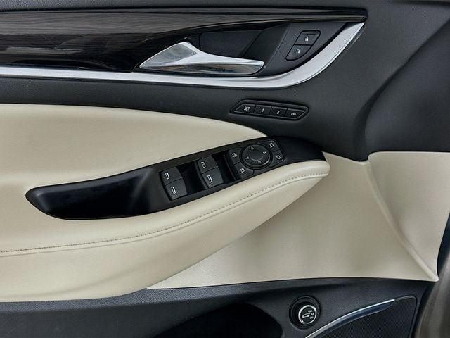 2018 Buick Enclave Premium Group