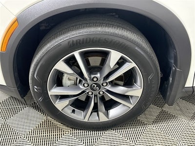 2024 INFINITI QX60 LUXE
