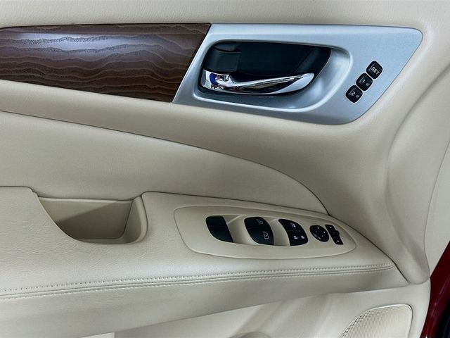 2020 Nissan Pathfinder Platinum