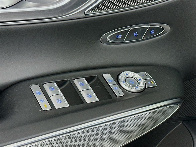 2025 Genesis GV70 2.5T