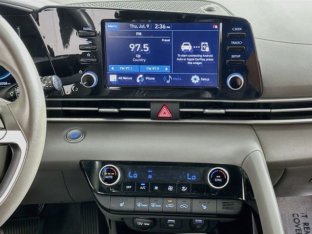 2022 Hyundai Elantra SEL