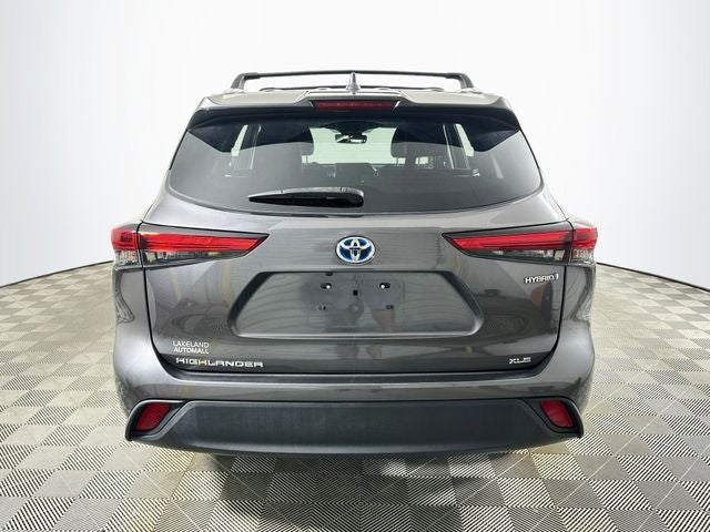 2022 Toyota Highlander Hybrid XLE