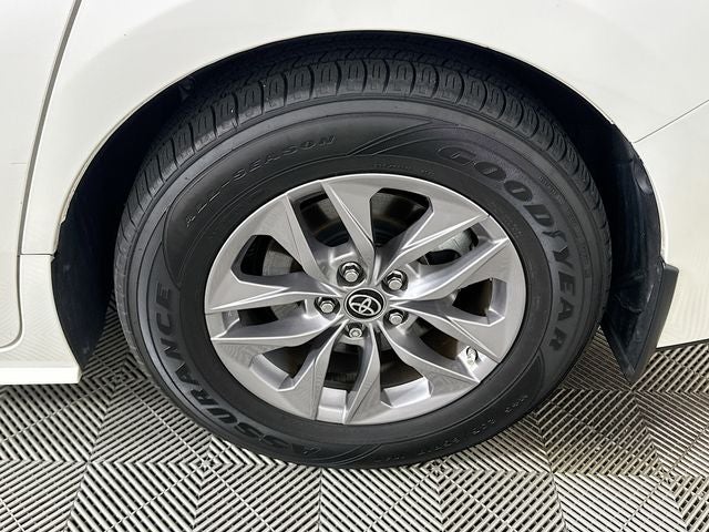 2021 Toyota Sienna XLE 7 Passenger