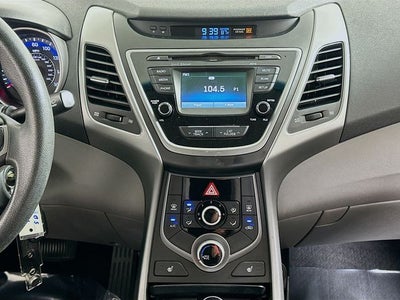 2014 Hyundai Elantra SE