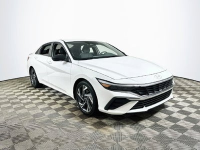 2025 Hyundai Elantra SEL Sport