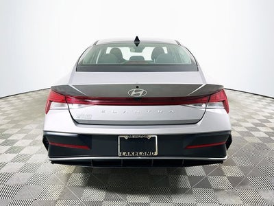2025 Hyundai Elantra SEL Convenience