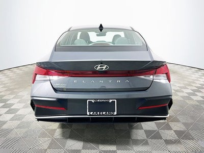 2025 Hyundai Elantra SEL Convenience