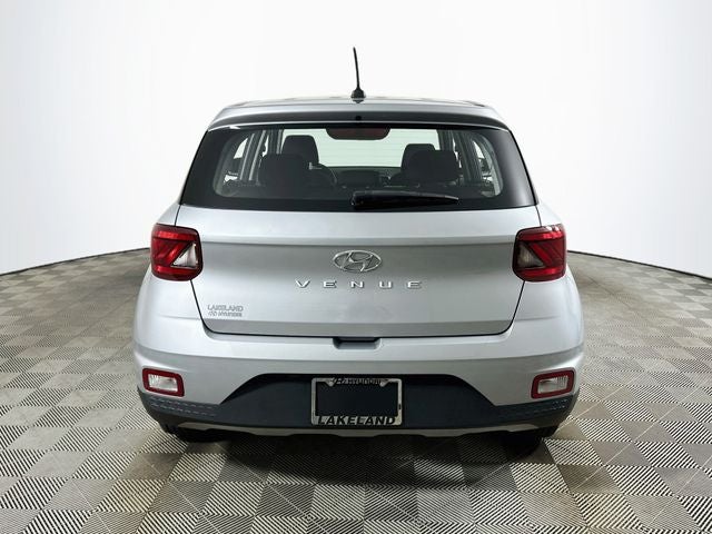 2023 Hyundai Venue SE