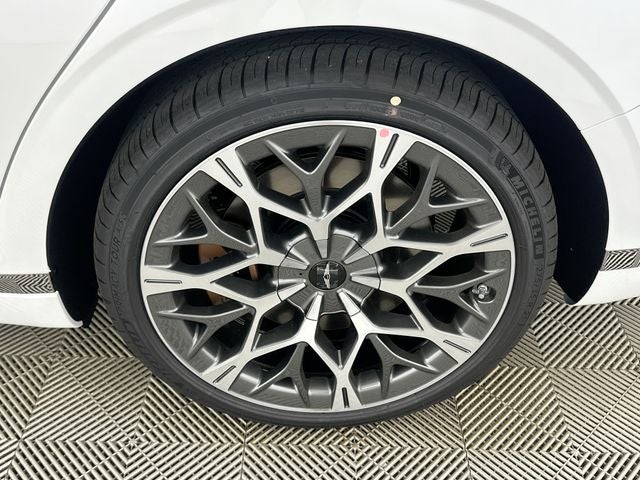 2026 Genesis G90 3.5T e-SC