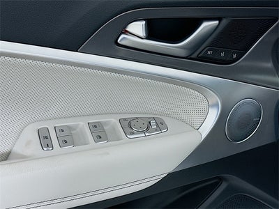 2025 Genesis G70 3.3T Sport Advanced