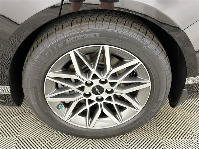 2025 Genesis G80 2.5T