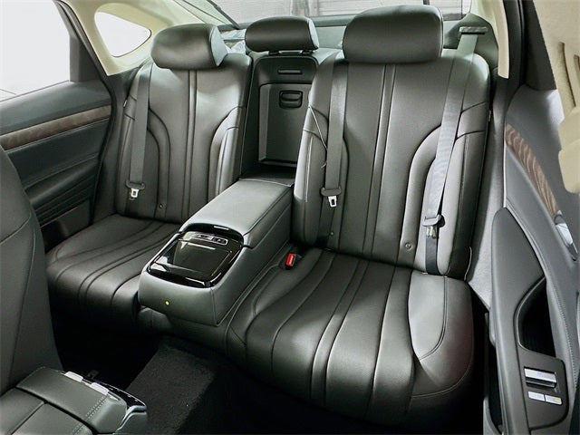 2025 Genesis G80 2.5T