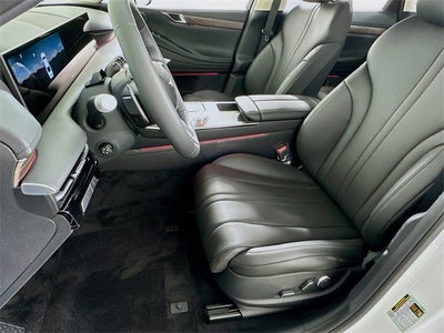 2025 Genesis G80 2.5T