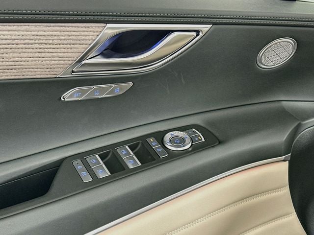 2027 Genesis GV80 2.5T Select