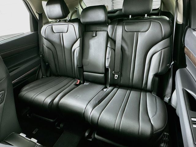 2027 Genesis GV80 2.5T Select