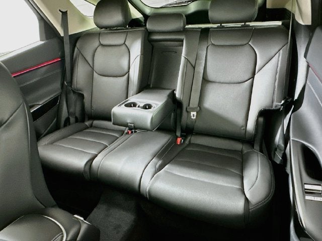 2027 Genesis GV70 2.5T