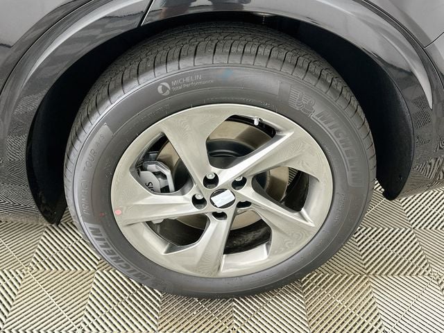2027 Genesis GV70 2.5T