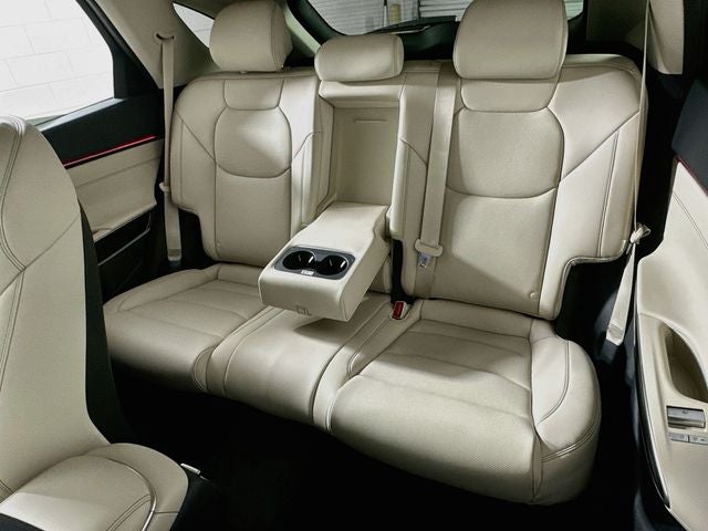 2027 Genesis GV70 2.5T