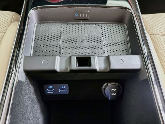 2027 Genesis GV70 2.5T