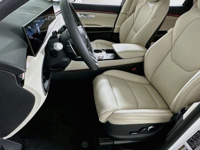 2027 Genesis GV70 2.5T