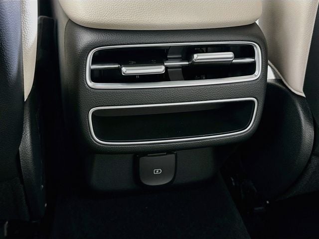 2027 Genesis GV70 2.5T Select