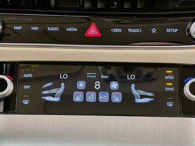 2027 Genesis GV70 2.5T Select